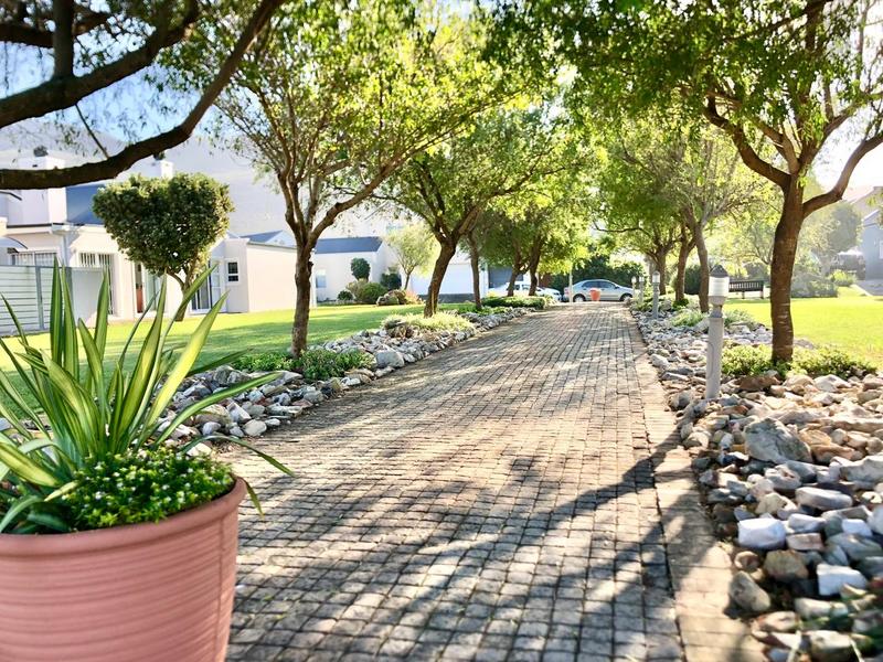 3 Bedroom Property for Sale in Sandbaai Western Cape